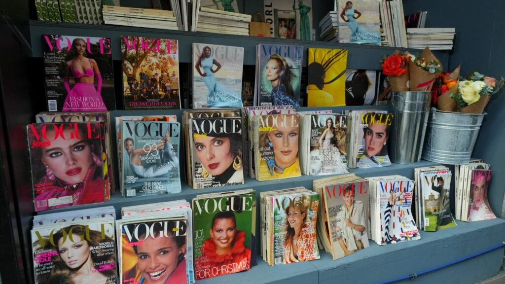'Empire of the Elite' tracks Condé Nast magazines' dominance and decline : NPR