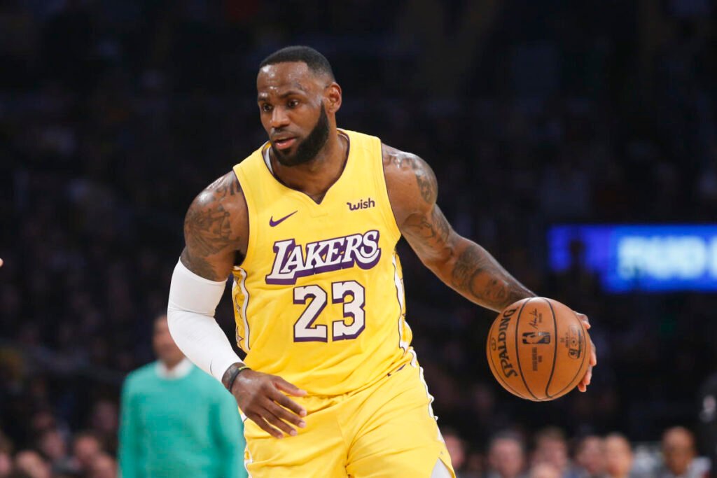 LeBron James is reportedly trying to stop the spread of viral AI 'pregnancy' videos