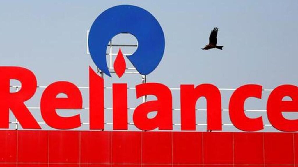 MCap of six of ten most valued firms drops by ₹2.22 lakh crore; Reliance biggest laggard
