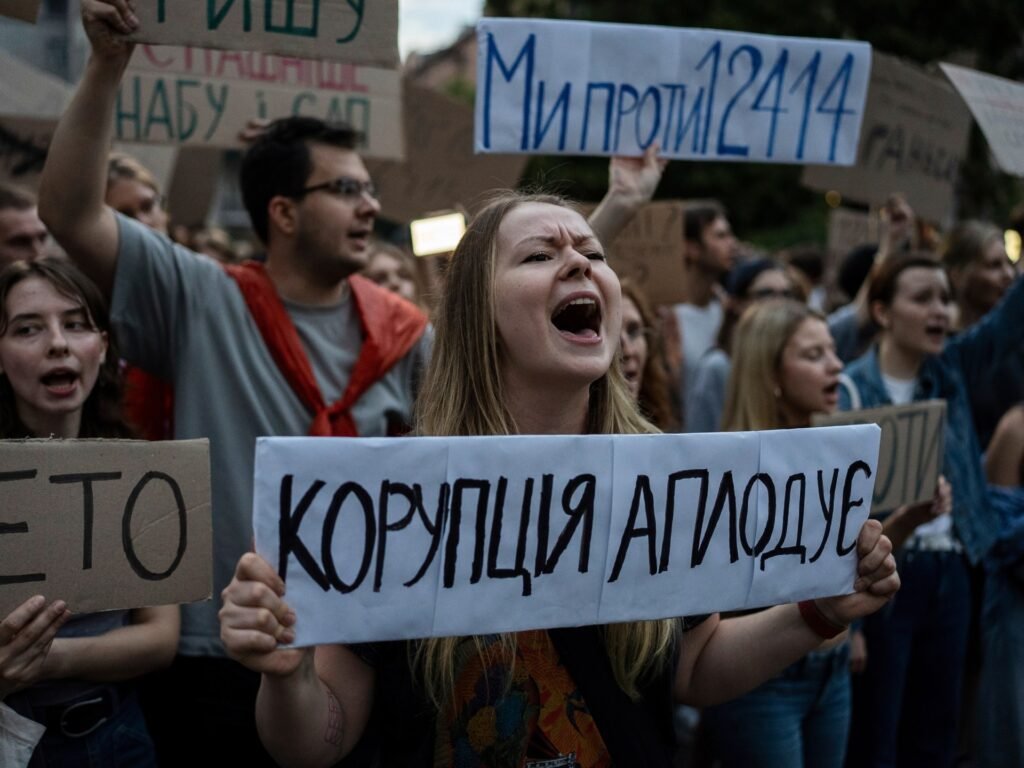 Protests in Ukraine as Zelenskyy signs bill curbing anticorruption agencies | Civil Rights News