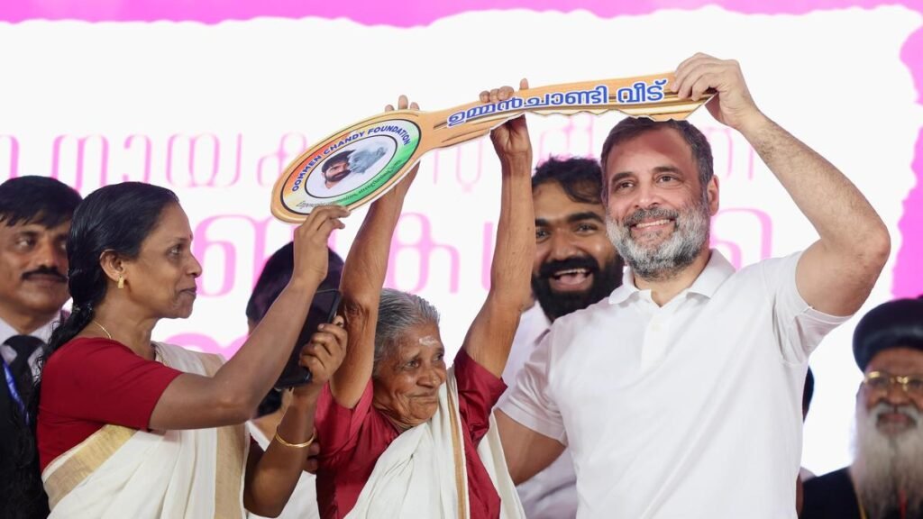 Rahul Gandhi asks Congress workers to emulate model set by former Kerala CM Oommen Chandy
