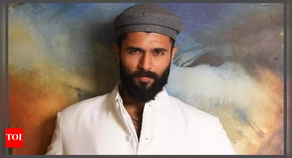 Vijay Deverakonda speaks about challenges of being an outsider in comparison to starkids and their privileges: 'I didn’t have the luxury to say no...' |