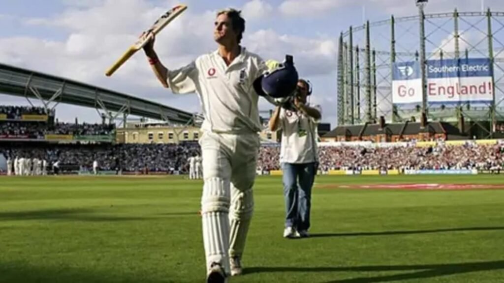 Former England cricketer Kevin Pietersen acknowledges the crowd after his maiden Test hundred against Australia in September 2005. (Source: Reuters)