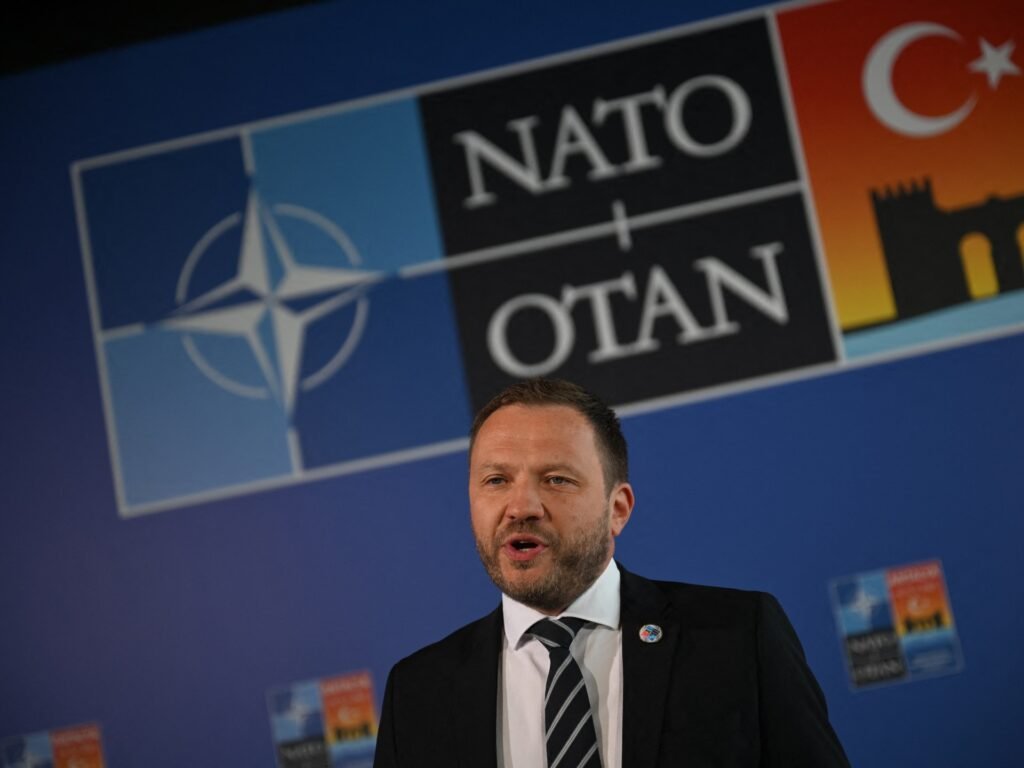 Estonia says Russian fighter jets entered airspace in ‘brazen intrusion’ | Russia-Ukraine war News