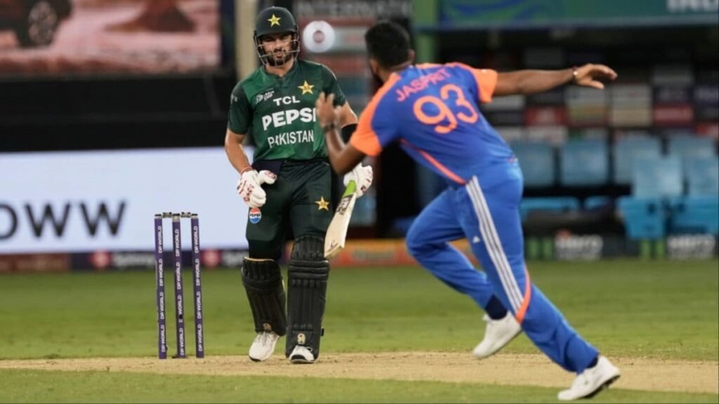 India Vs Pakistan LIVE Score Asia Cup 2025: PAK 54/4 After 11 Overs, Sahibzada Farhan On 25