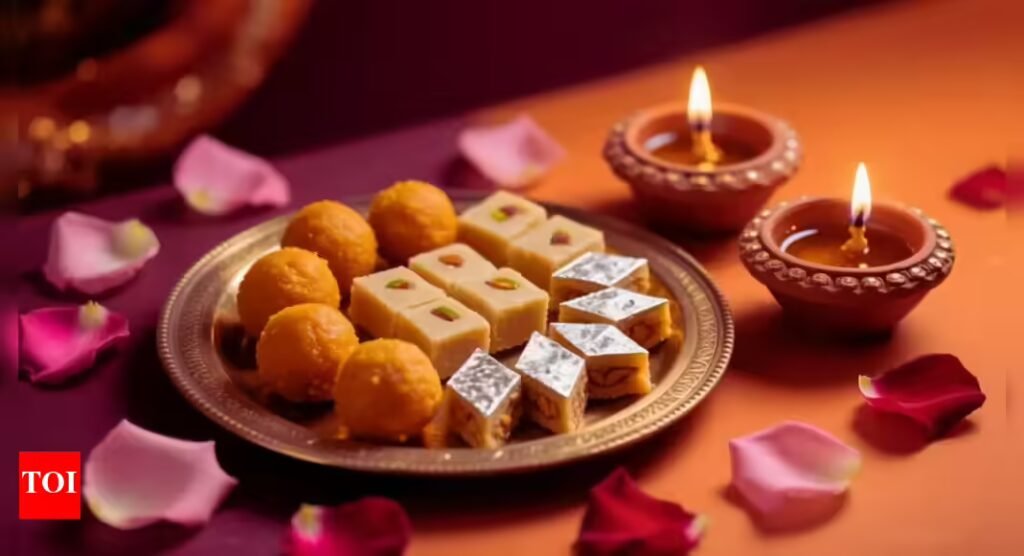 Happy Diwali 2025: Top Deepavali Greeting Card Images to Brighten Someone's Day
