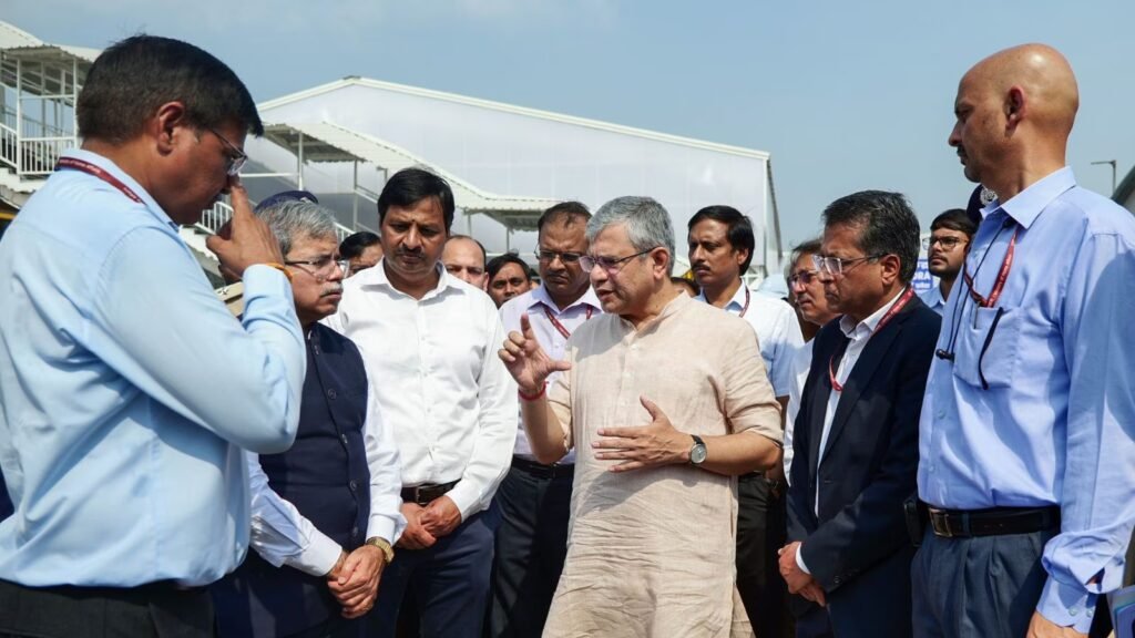 New Delhi, Oct 11 (ANI): Union Minister for Railways Ashwini Vaishnaw reviews passenger facilities and crowd management arrangements at the newly constructed ‘Yatri Suvidha Kendra’ at New Delhi Railway Station on Saturday. (ANI Photo/ Atul Kumar yadav)
