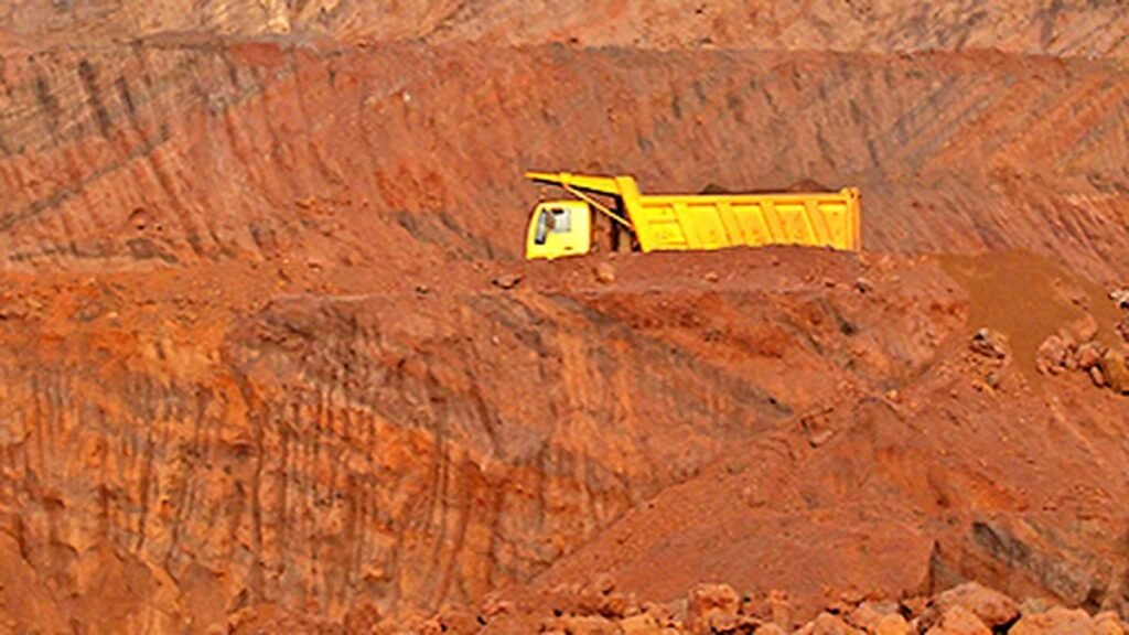 NMDC’s September iron ore output rises 23%, sales 10% 