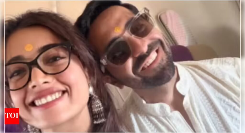 ‘Thamma’: Rashmika Mandanna and Ayushmann Khurrana share adorable moment ahead of release - See photo | Hindi Movie News