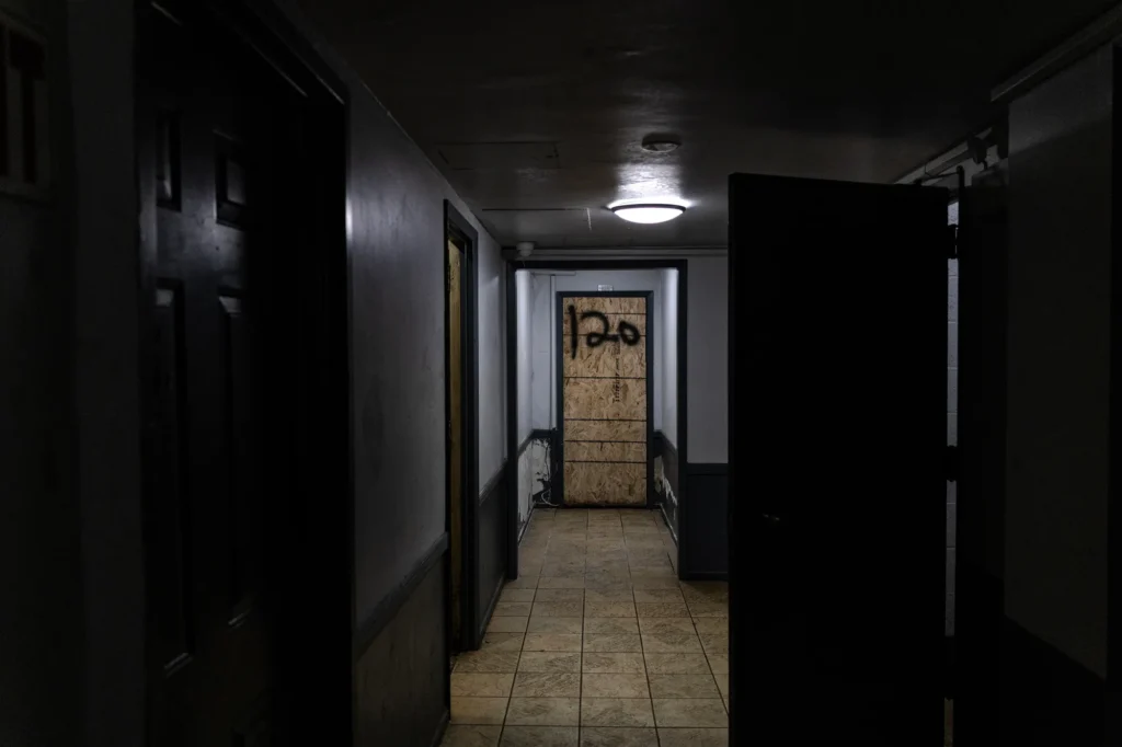 After Midnight Raid on Chicago Apartment Building, No One Was Charged With a Crime — ProPublica